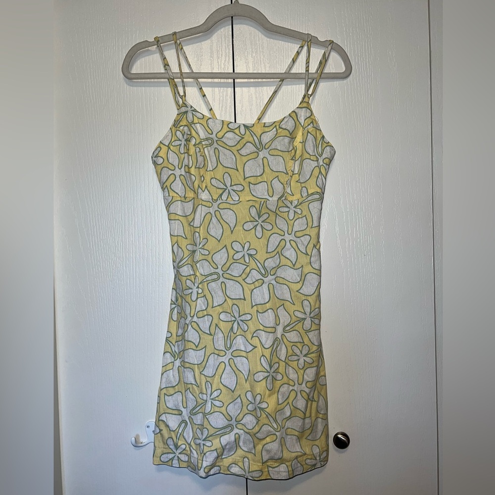 Toes On The Nose Hawaiian Floral Dress